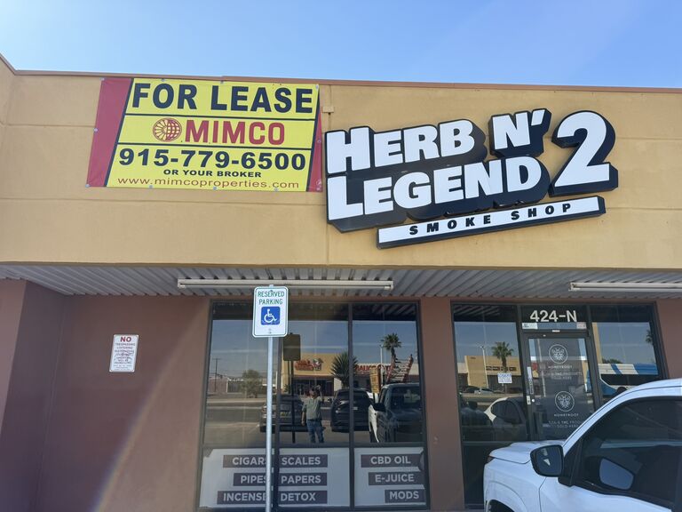 424 N Yarbrough Dr, Suite #N, El Paso, Texas 79915