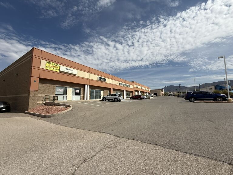 1057 Doniphan Park Cir, Suite #A, El Paso, Texas 79922