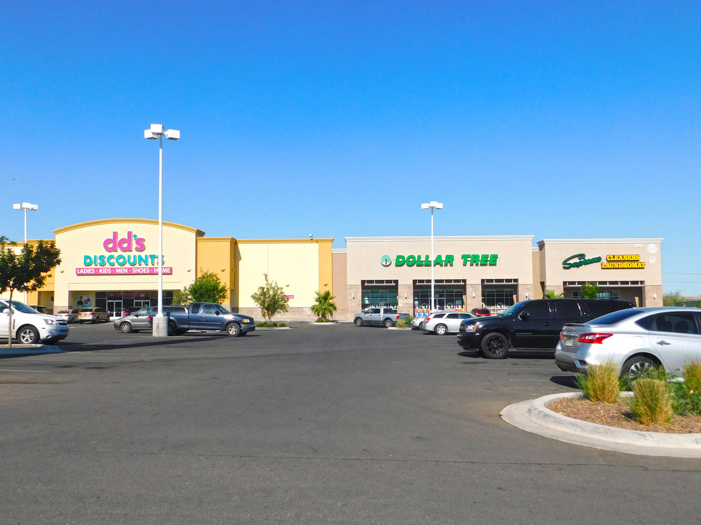 Paseo Del Norte Plaza MIMCO El Paso, Texas Commercial Real Estate