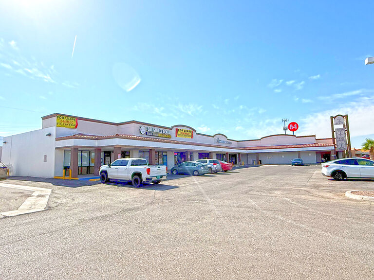Doniphan Plaza