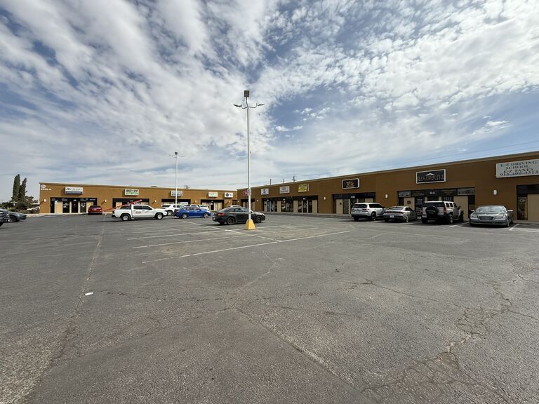 2200 Lee Trevino Dr